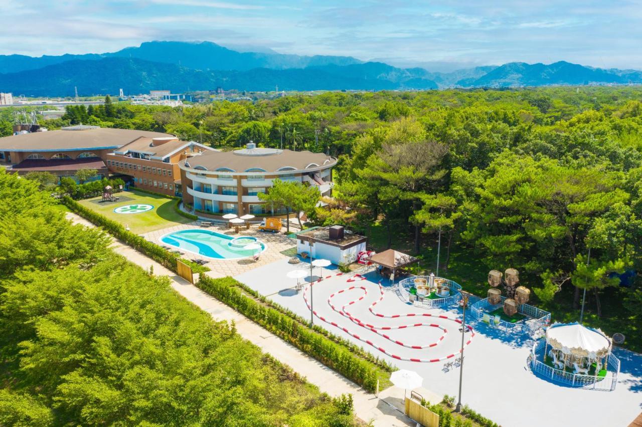 Yaward Resort - Taoyuan Golf & Country Club Лонгтан Экстерьер фото